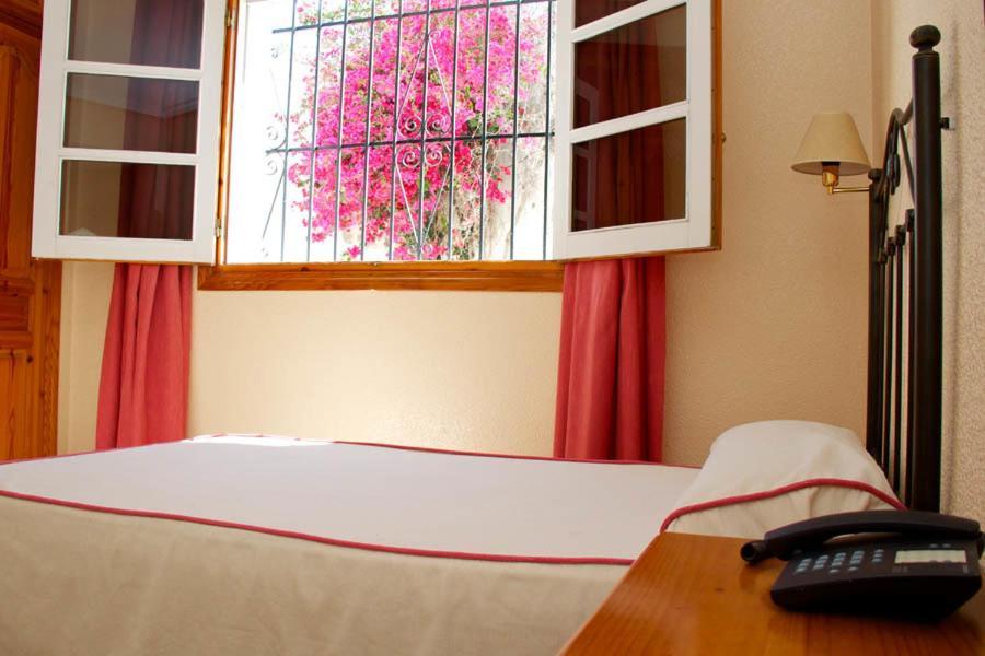 Hotel Mi Casa Antas Phòng bức ảnh